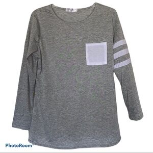 Moking Top XL womens grey white stripes t-shirt